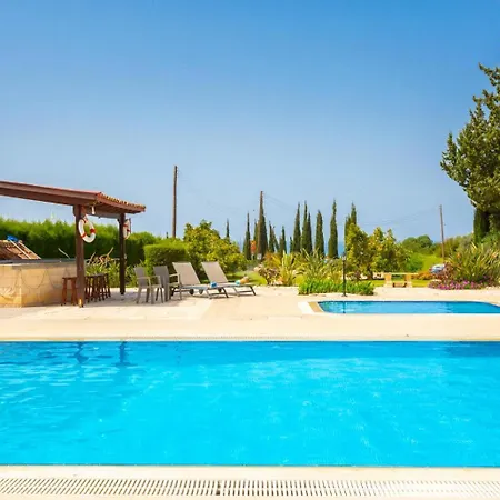 Willa Xenios Dias Argaka