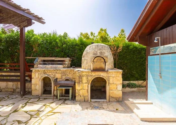 Xenios Dias Villa Argaka