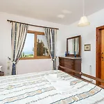 Xenios Dias Villa Argaka