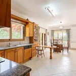 Villa Xenios Dias *