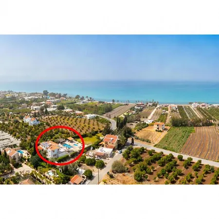 Βίλα Xenios Dias Αργάκα