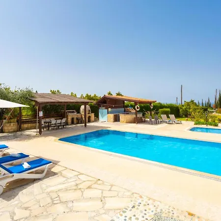 Βίλα Xenios Dias Αργάκα