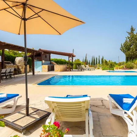 Xenios Dias * Αργάκα